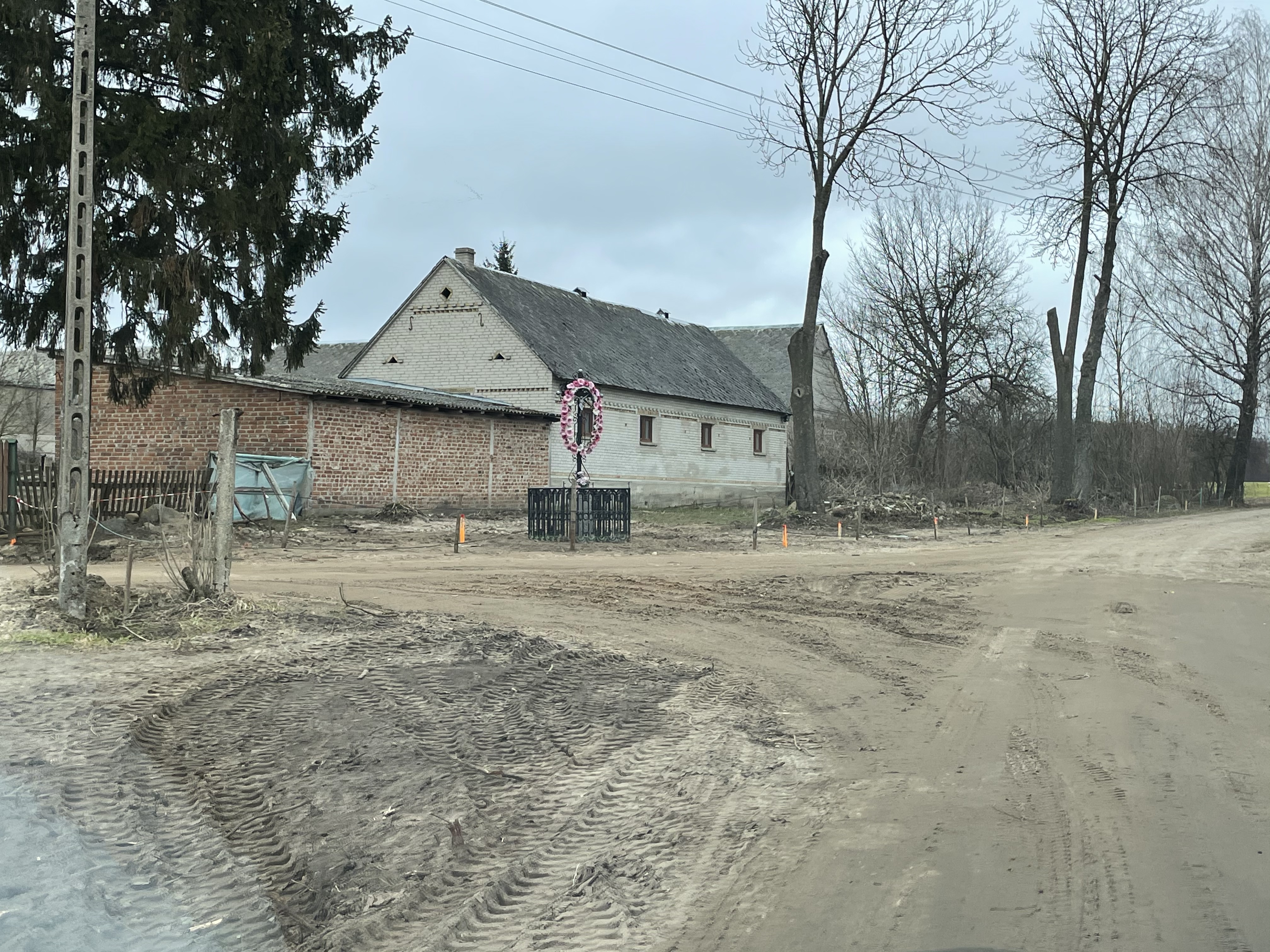 Profilowanie pod warstwy konstrukcyjne, skrzyżowanie w miejscowości Kotówek